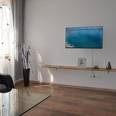 Appartement Vega - Free Parking - Self Checkin à Graz Extérieur photo